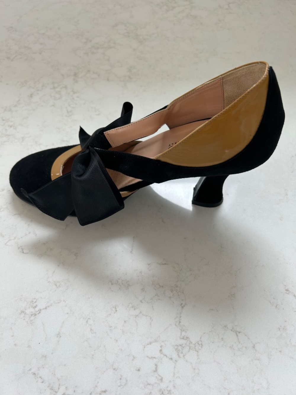 Anyi Lu JOLIE Black and (Blush) Tan Heels with Bow • Sz 40 (US 9- 9.5)Worn Once - Picture 6 of 8